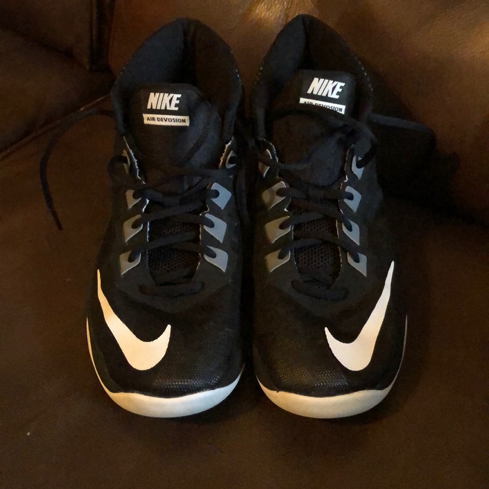 Nike air devosion